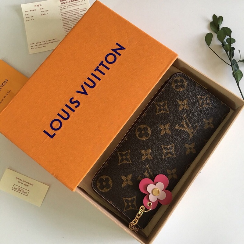 LV Wallets 110